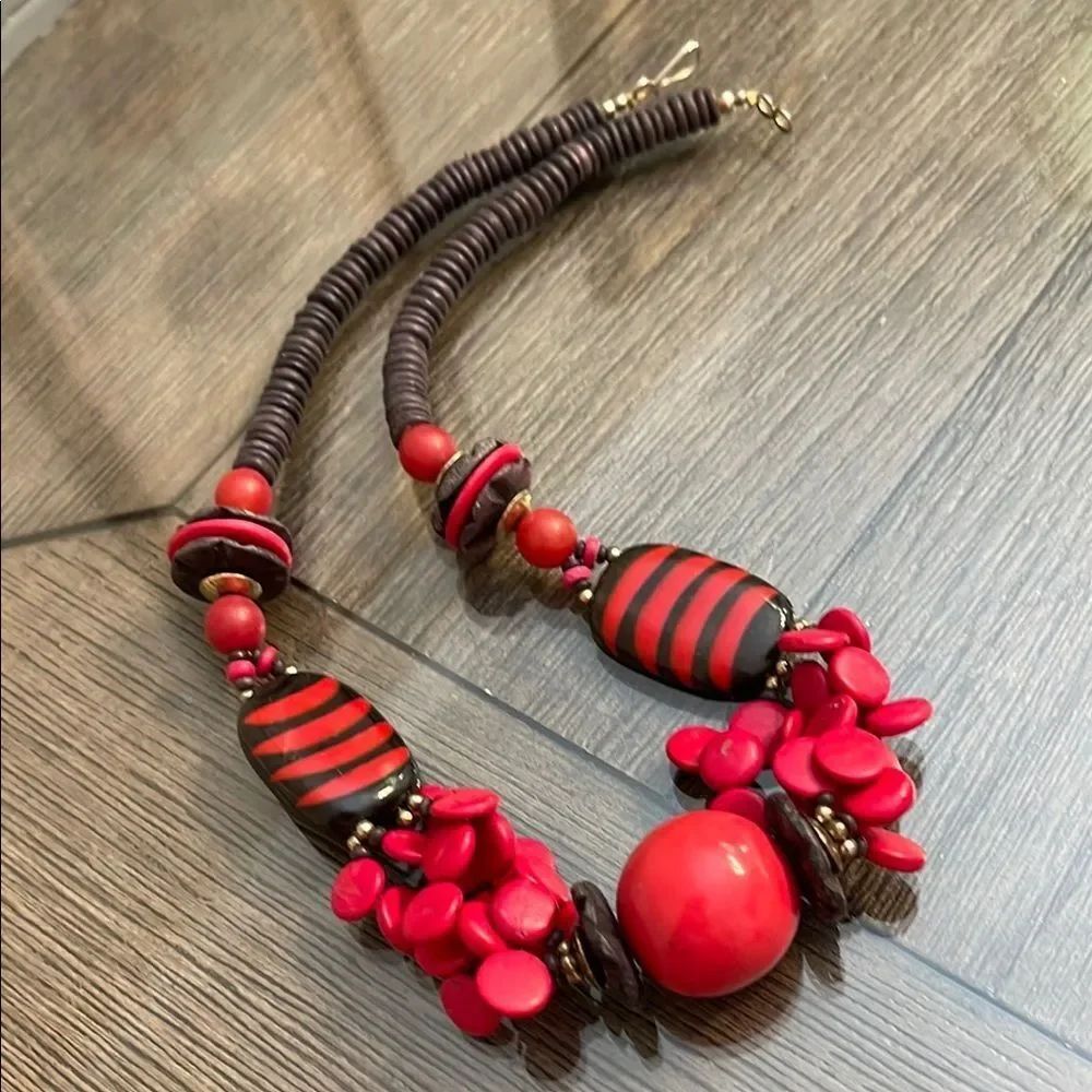 Vintage Wooden and Acrylic Beaded Necklace Red & Dark Brown